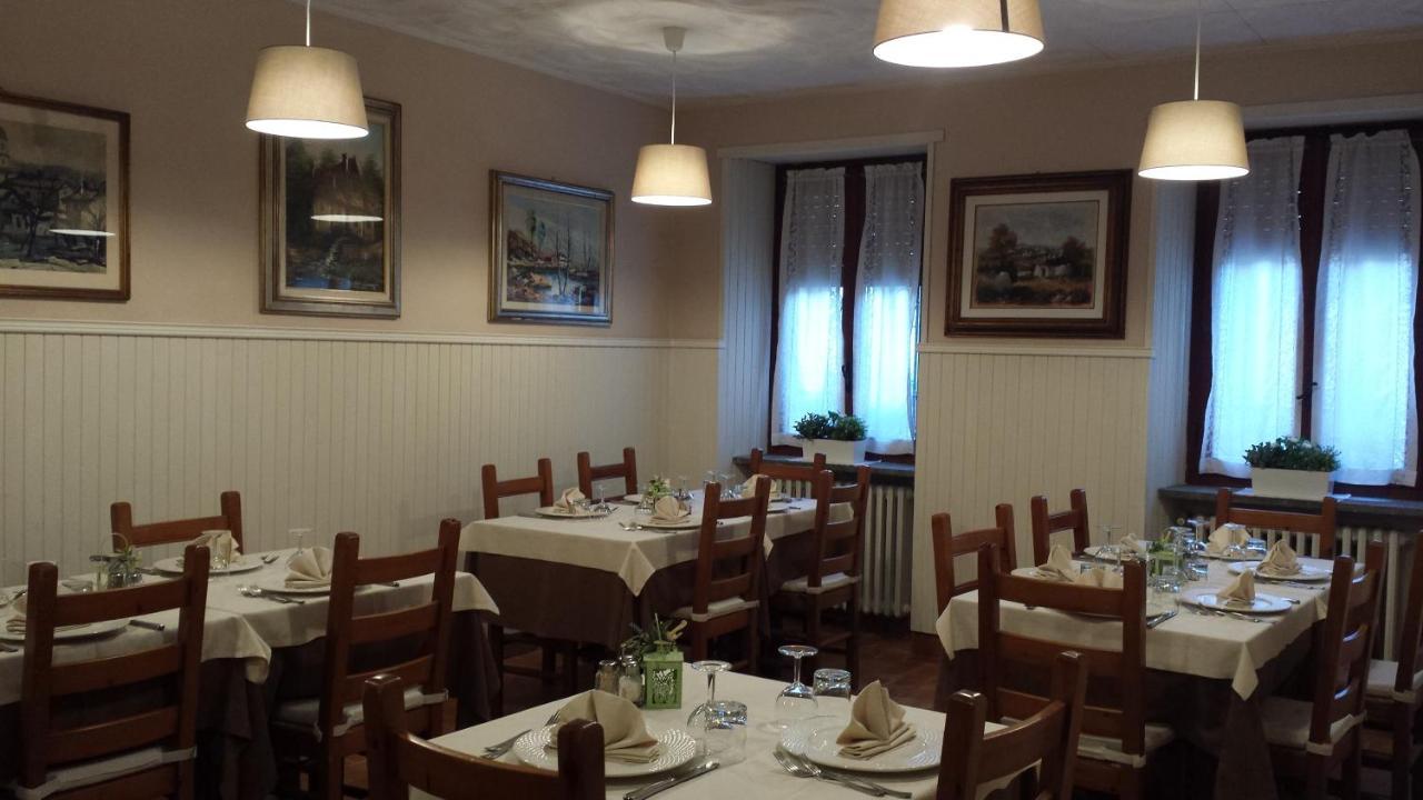 Albergo Ristorante Da Tunon Oviglio Exterior photo